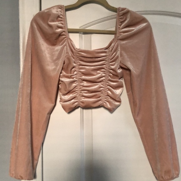 Velvet Ruched Crop Top - Picture 7 of 8